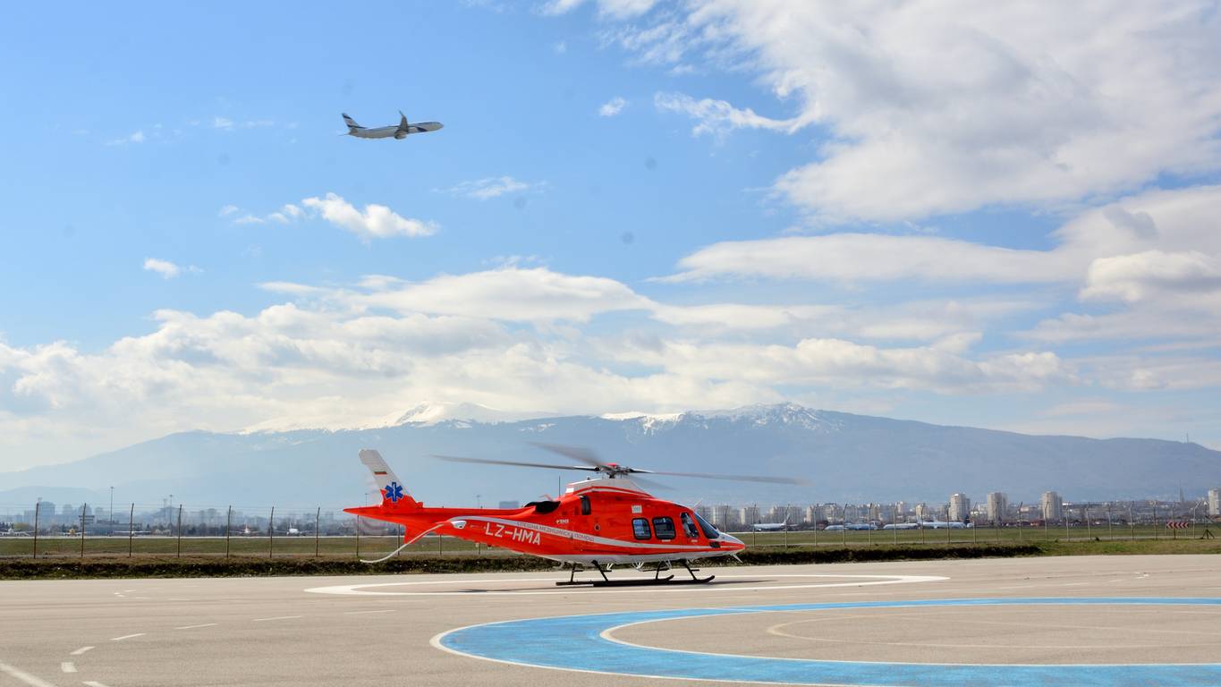 Спешна медицинска помощ по въздух, медицински хеликоптер